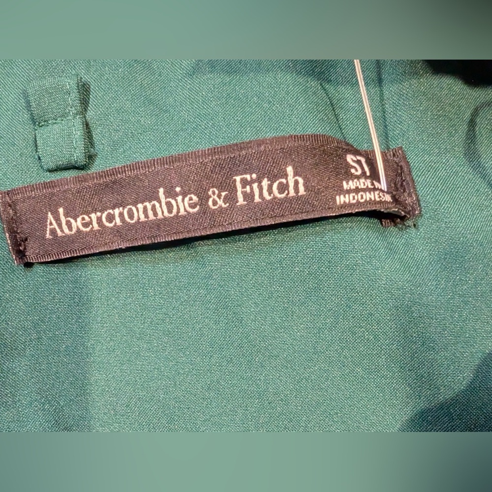 Abercrombie & Fitch Emerson‎ Ruched Strapless Satin Emerald Green Jumpsuit NWT - Picture 5 of 12